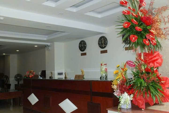 Khách Sạn Golf Star Hotel