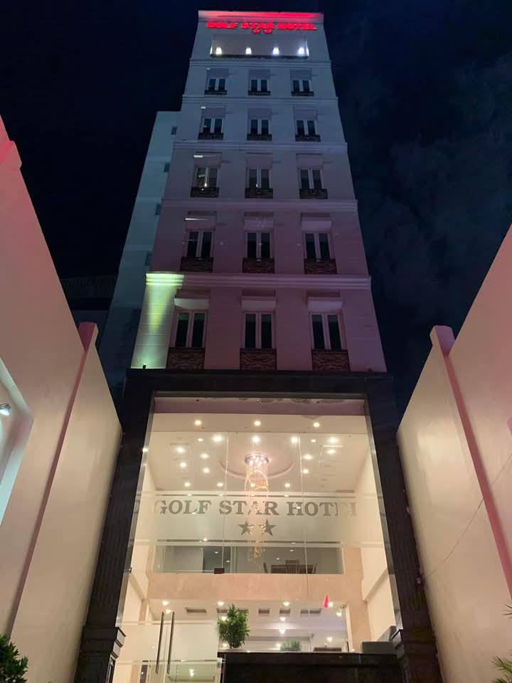 Khách sạn GOFL STAR